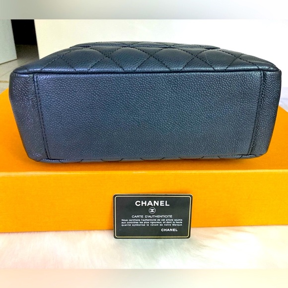 Auth Chanel Caviar Petite Shopper Tote Bag - Picture 7 of 17